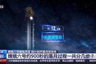 ?空间！全是空间！字母哥拿球五人包夹 4个队友都在三分线外